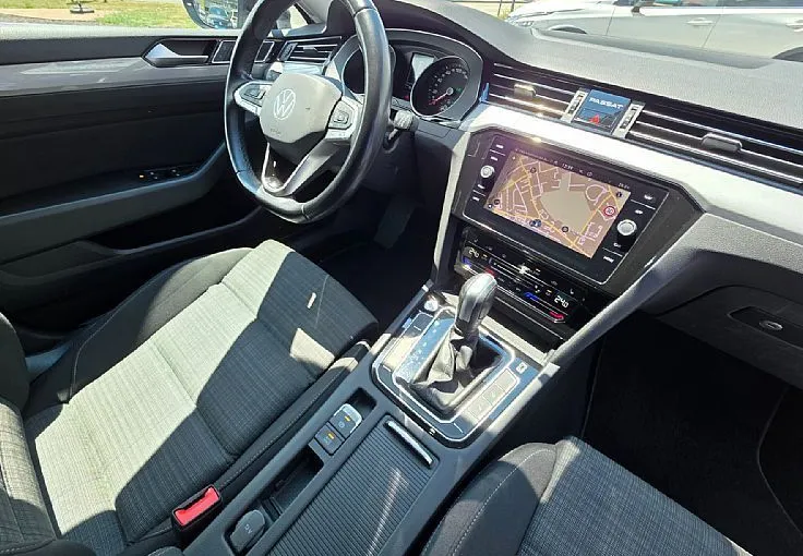 Zunanja slika - Volkswagen Passat - Variant 2.0 TDI Business DSG.MATRIX.VSE ASISTENCE.KLJUKA - 10