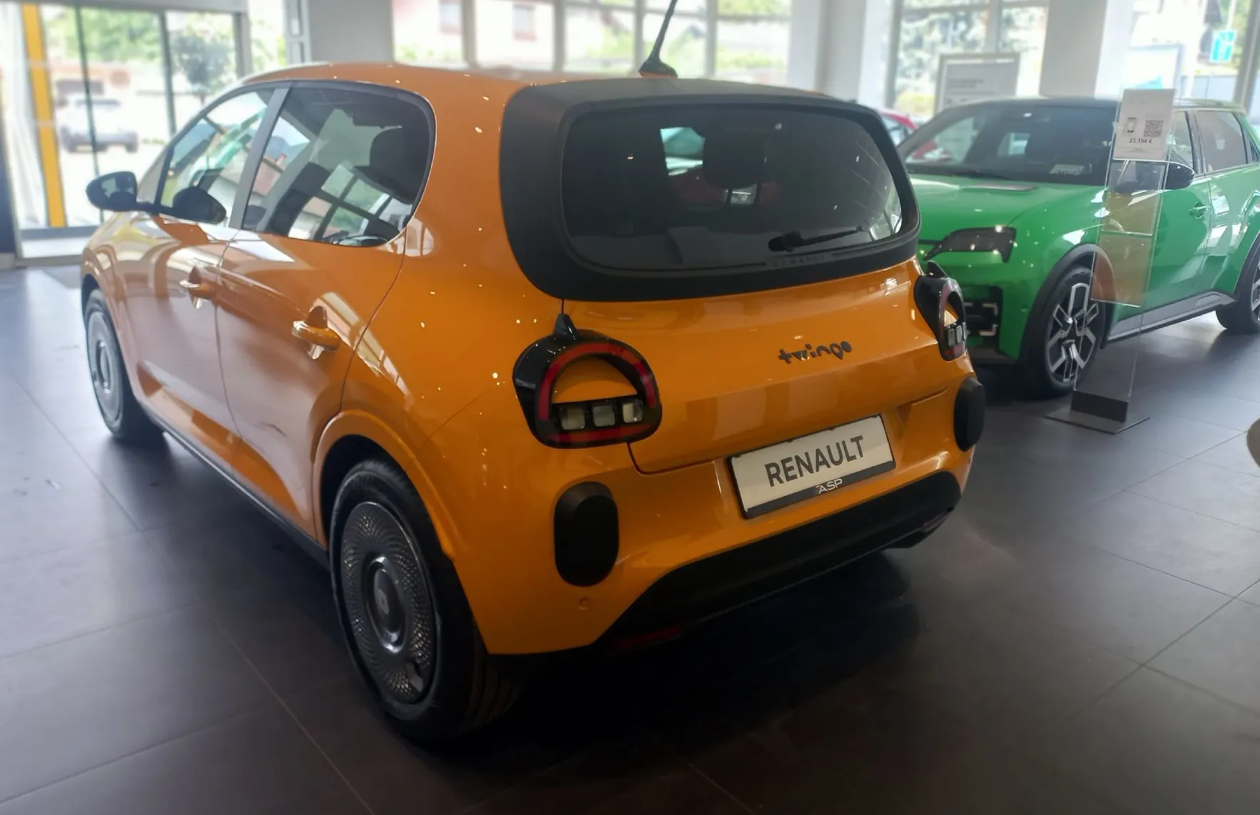 Zunanja slika - Renault Twingo - E-Tech Evolution IZJEMNA CENA - 1