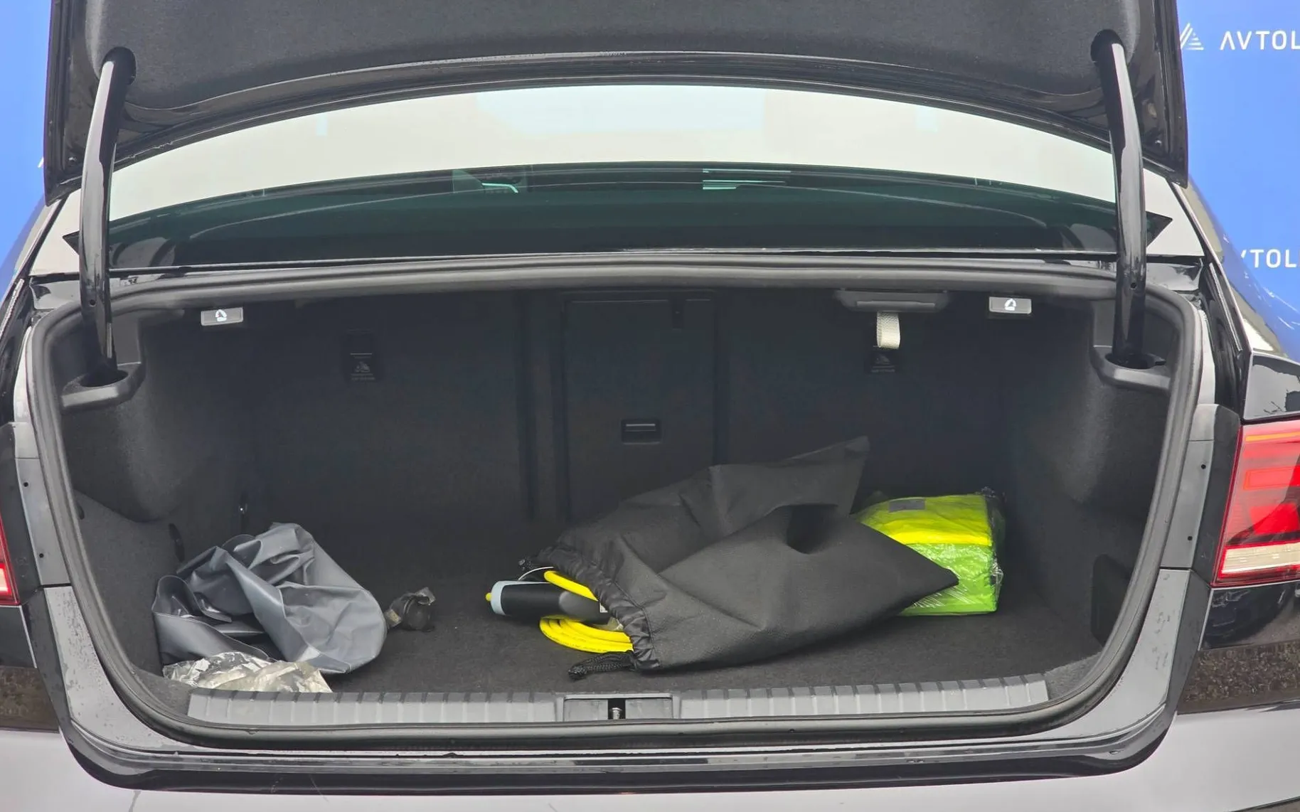 Zunanja slika - VW Passat - 1.4 TSI GTE avt. 160kW DYNAUDIO WEBASTO KAM KLJU.. - 11