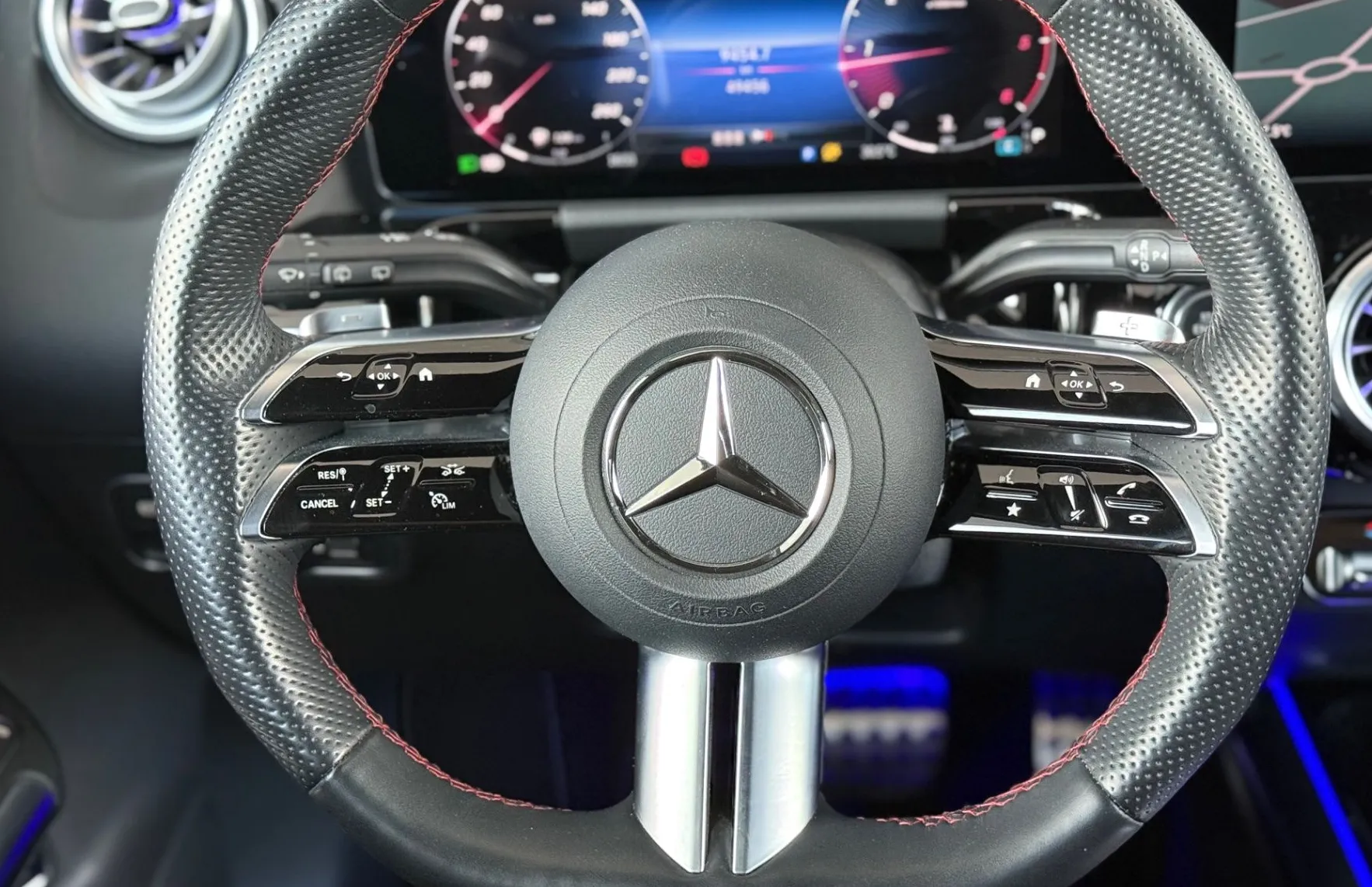 Zunanja slika - Mercedes-Benz GLA-Razred - 200d AMG Line - 15