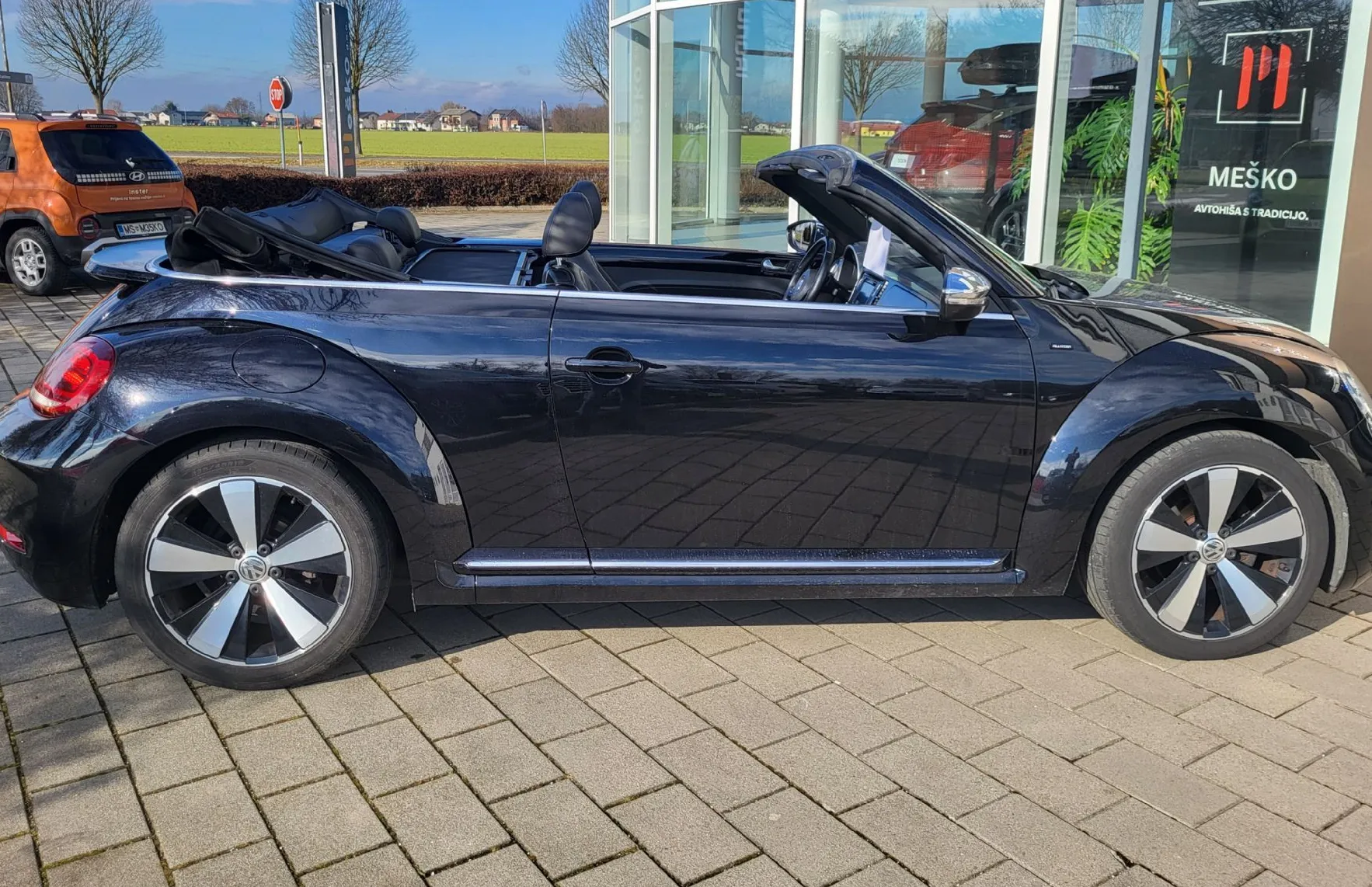 Zunanja slika - Volkswagen Beetle - 2.0 TDI avt. Design Allstar navi-led-pdc-alu-kamer - 4