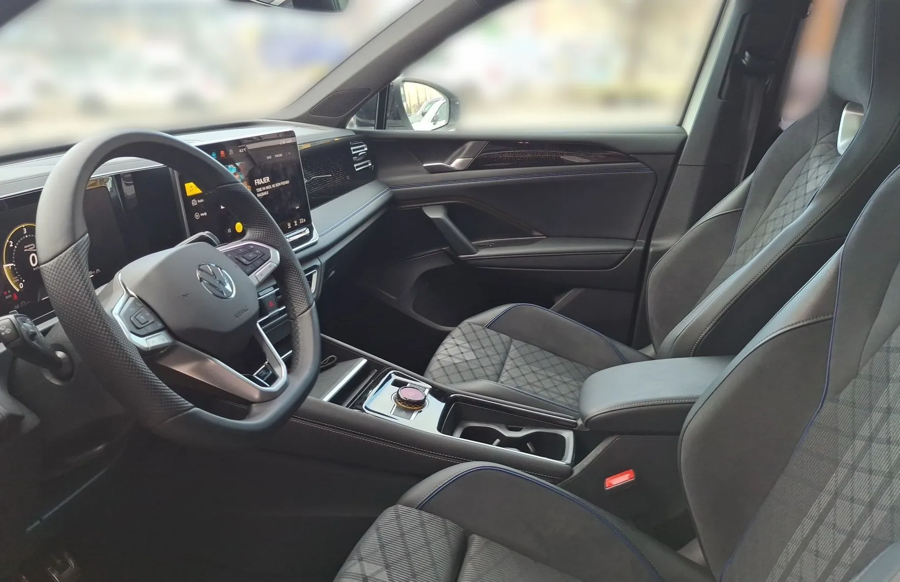 Zunanja slika - VW Tiguan - 2.0 TDI DSG 4JOY 150KM - 7