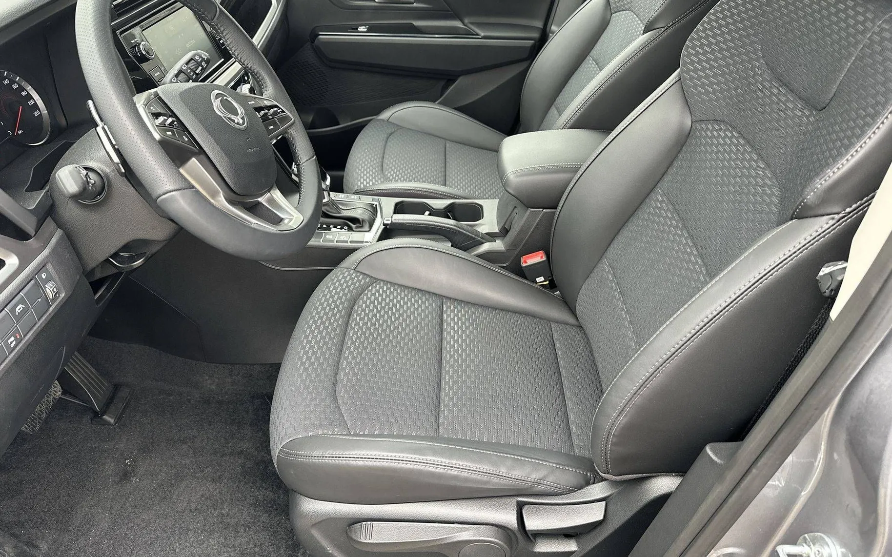 Zunanja slika - KG Mobility Korando - 1.5 T-GDI Style A T - 10