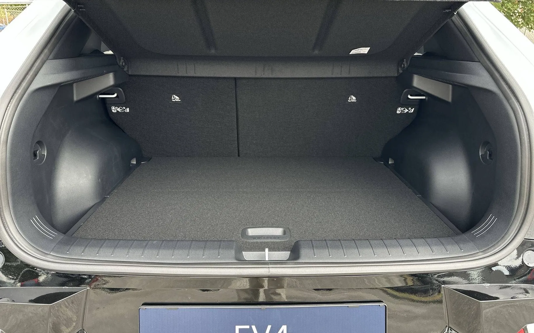 Notranja slika - KIA EV4 - GT-LINE 81.4 kWh bat.. 150 kW  204 KM - 12