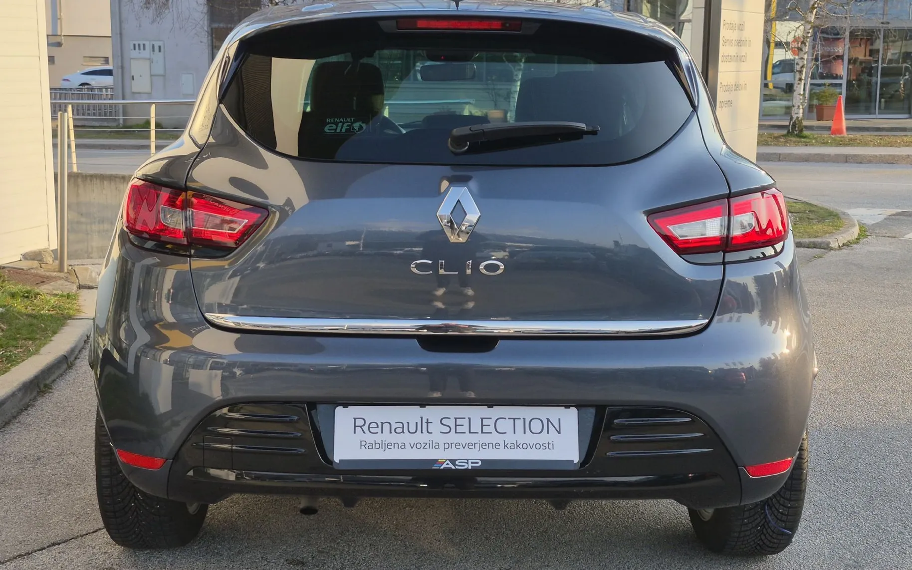 Zunanja slika - Renault Clio - Limited 1.2 16v - 6