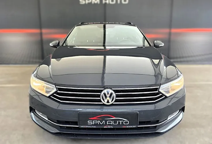 Zunanja slika - Volkswagen Passat - Variant 2.0 TDI BMT Comfortline DSG-PDC-NAVI-AUT-EL.PRT. - 2