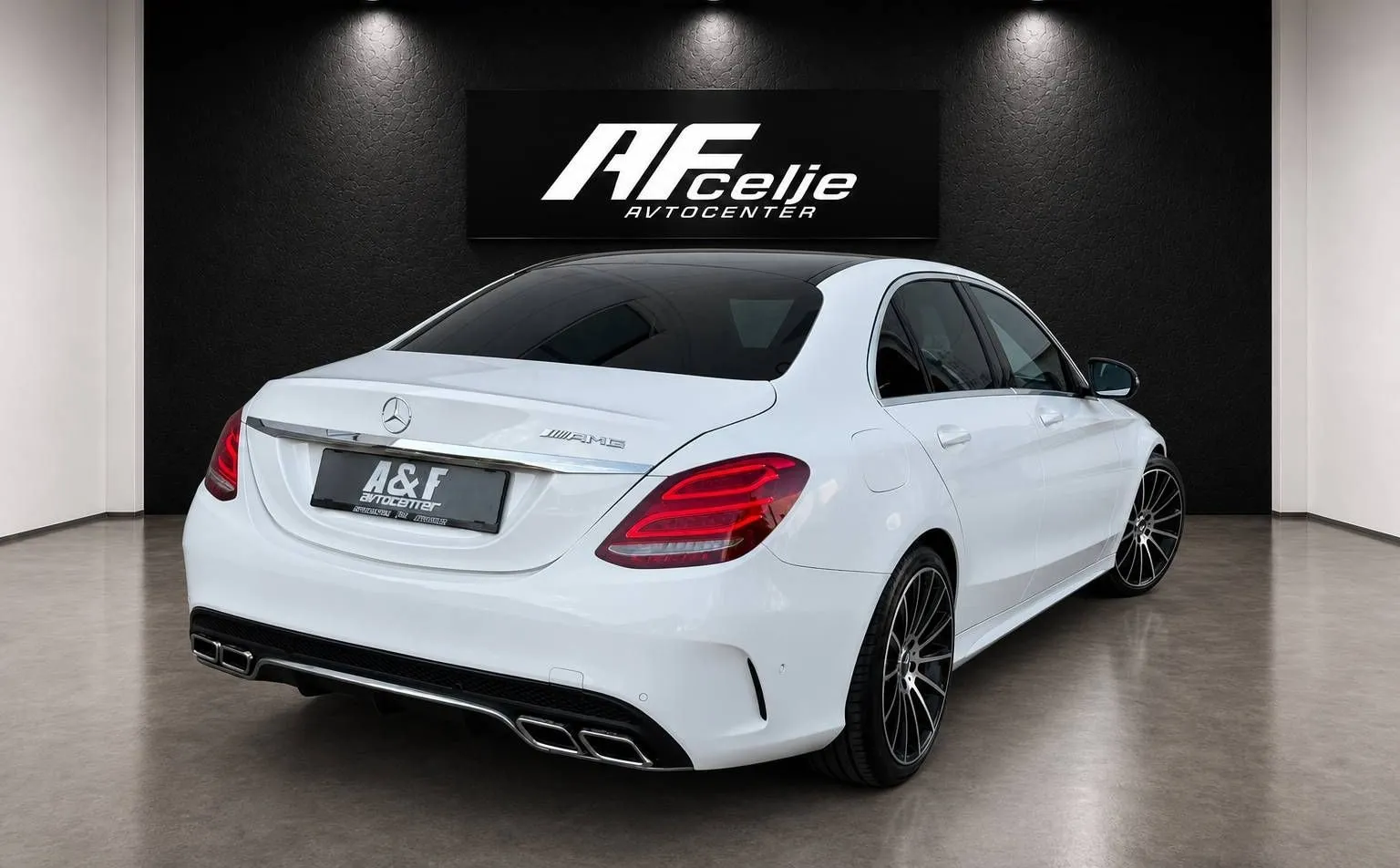 Zunanja slika - Mercedes-Benz C-Razred - 250CDI-AUT-63 AMG LOOK-LIZING ZA TUJCE-FUL LED - 5