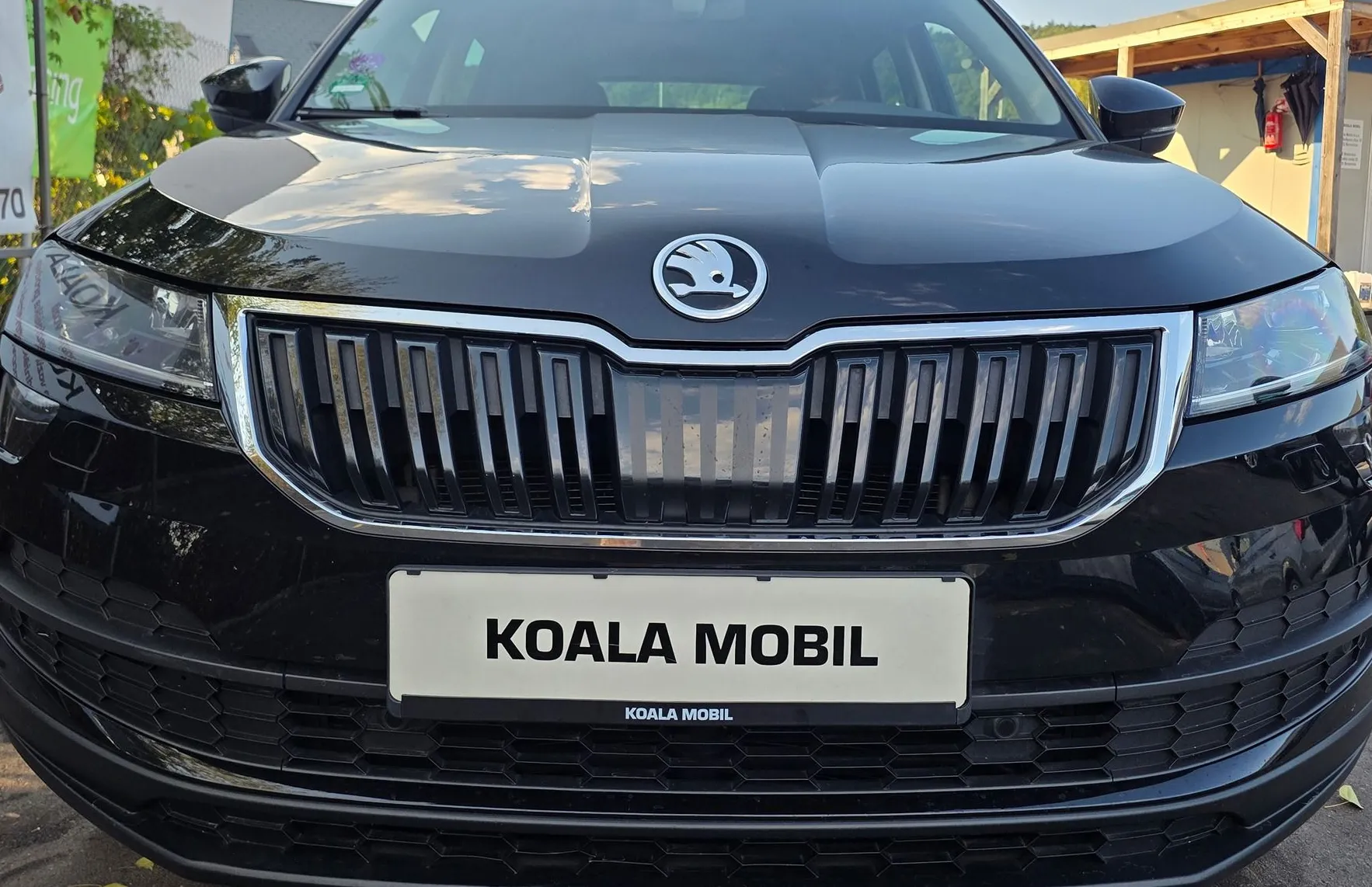 Zunanja slika - Škoda Karoq - 1.0 TSI STYLE LED-VIRTUAL-KAMERA-GRETJE SEDEŽEV - 2