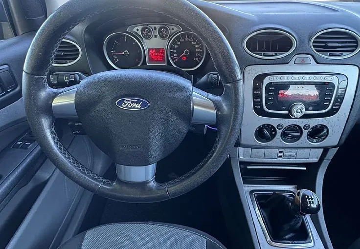 Zunanja slika - Ford Focus - Karavan 1.6 TDCi 110ks KLIMA tehnični 7.10.2026 - 7