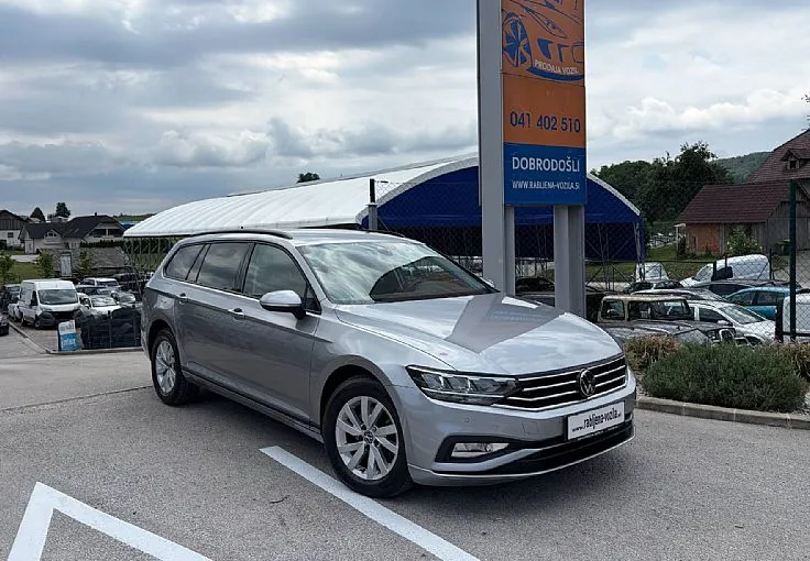 Zunanja slika - Volkswagen Passat - Variant 2.0 TDI BMT SCR Business DSG ZELO LEPO OHRANJEN - 1
