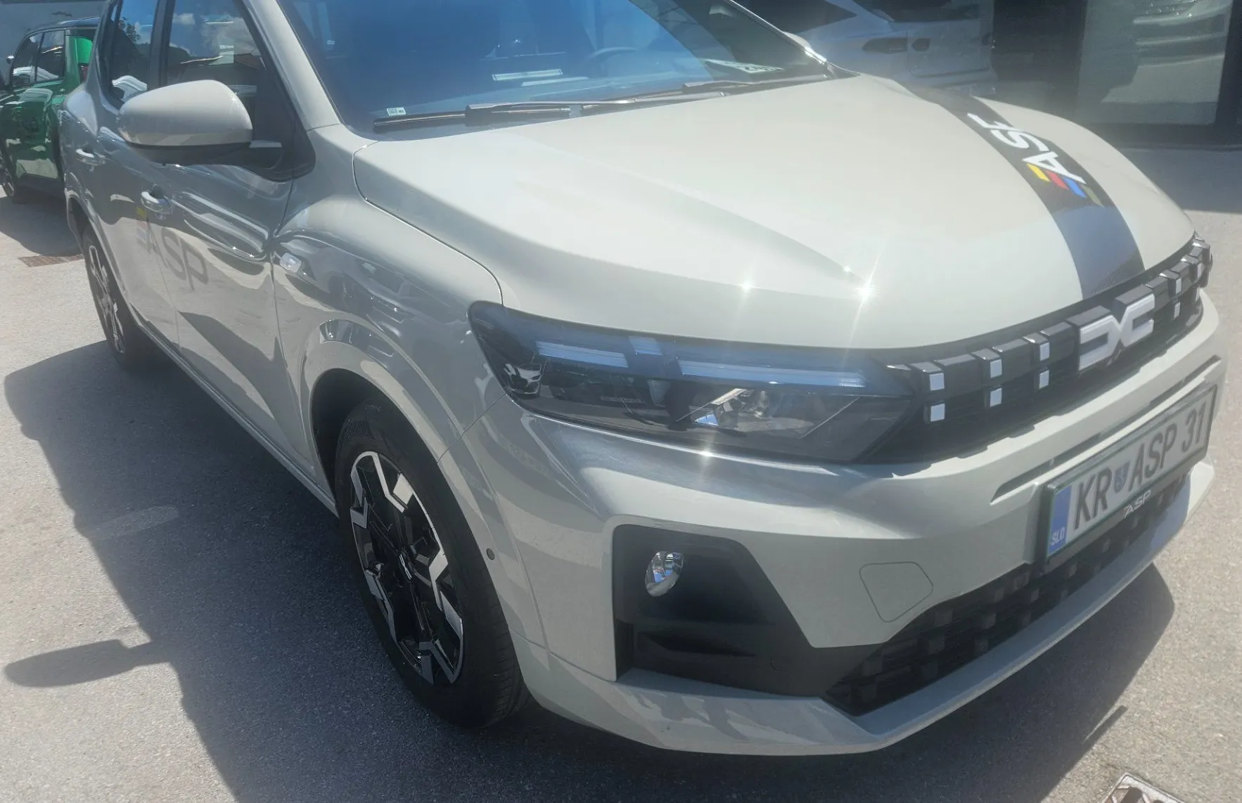 Zunanja slika - Dacia Sandero - 1.2 ECO-G 120 EDC Journey - 2