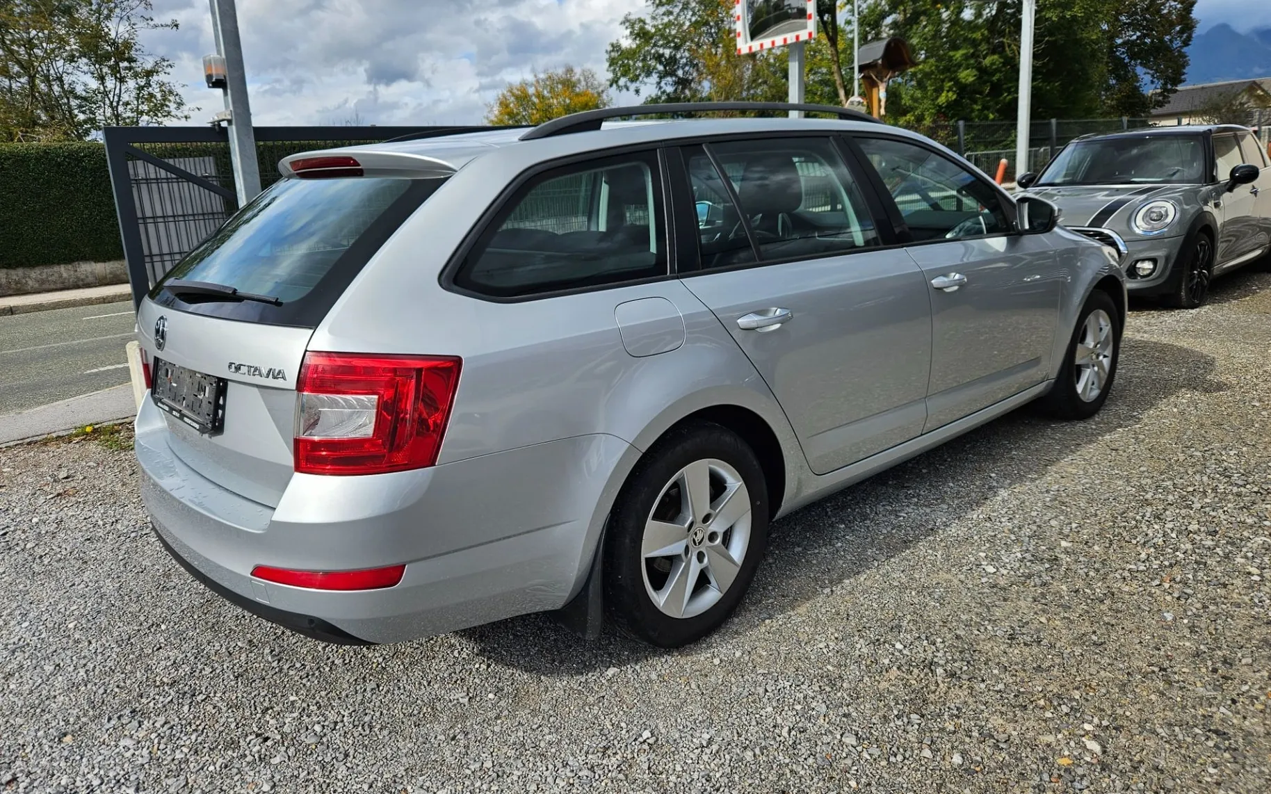 Zunanja slika - Škoda Octavia - 1.6 TDI Family ... - 3