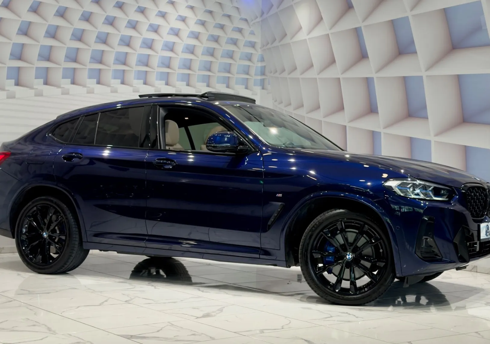 Zunanja slika - BMW X4 - serija : xDrive 30i Avt. M PAKET -PANO-KAMERE360-KLJUKA-RAD - 7