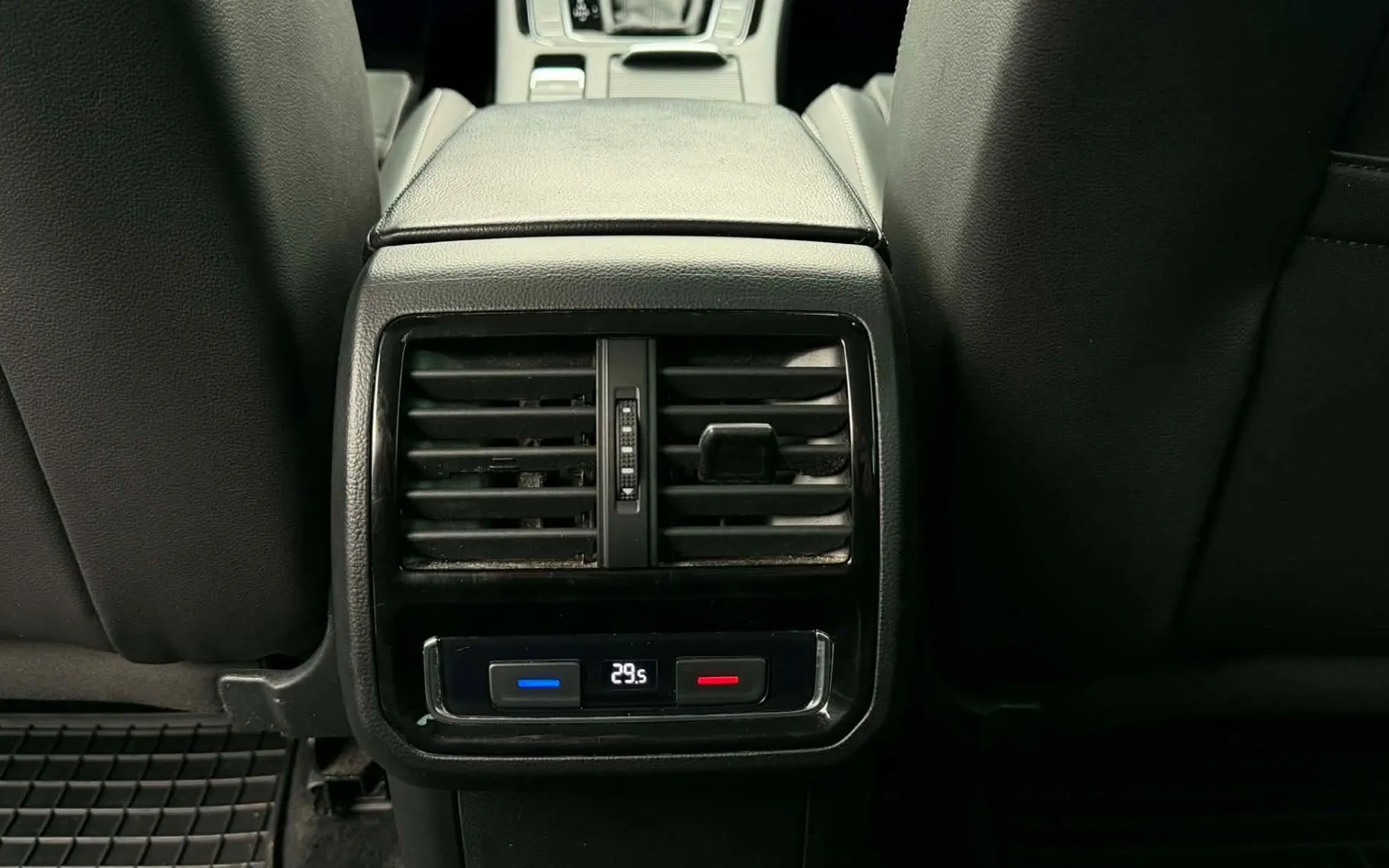 Zunanja slika - VW Passat - Variant 2.0 TDI-DSG-2X R LINE-LIZING ZA TUJCE-FUL LED- - 15