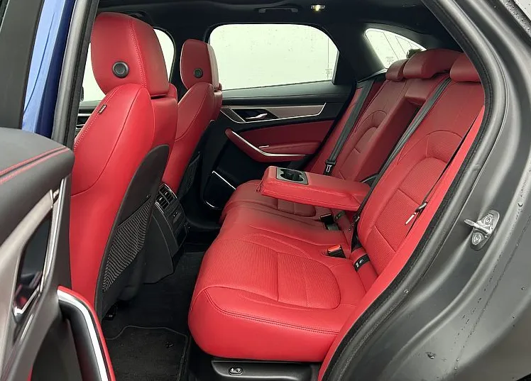 Zunanja slika - Jaguar F-PACE - P300 AWD-PANO-KAMERA-PDC-LANE-MEMORY-HIFI - 11