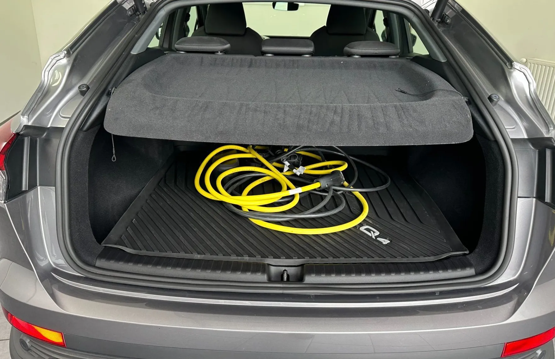 Zunanja slika - Audi Q4 - e-tron 50 e-tron quattro S Line 220kw.LED.USNJE.2X PDC - 7