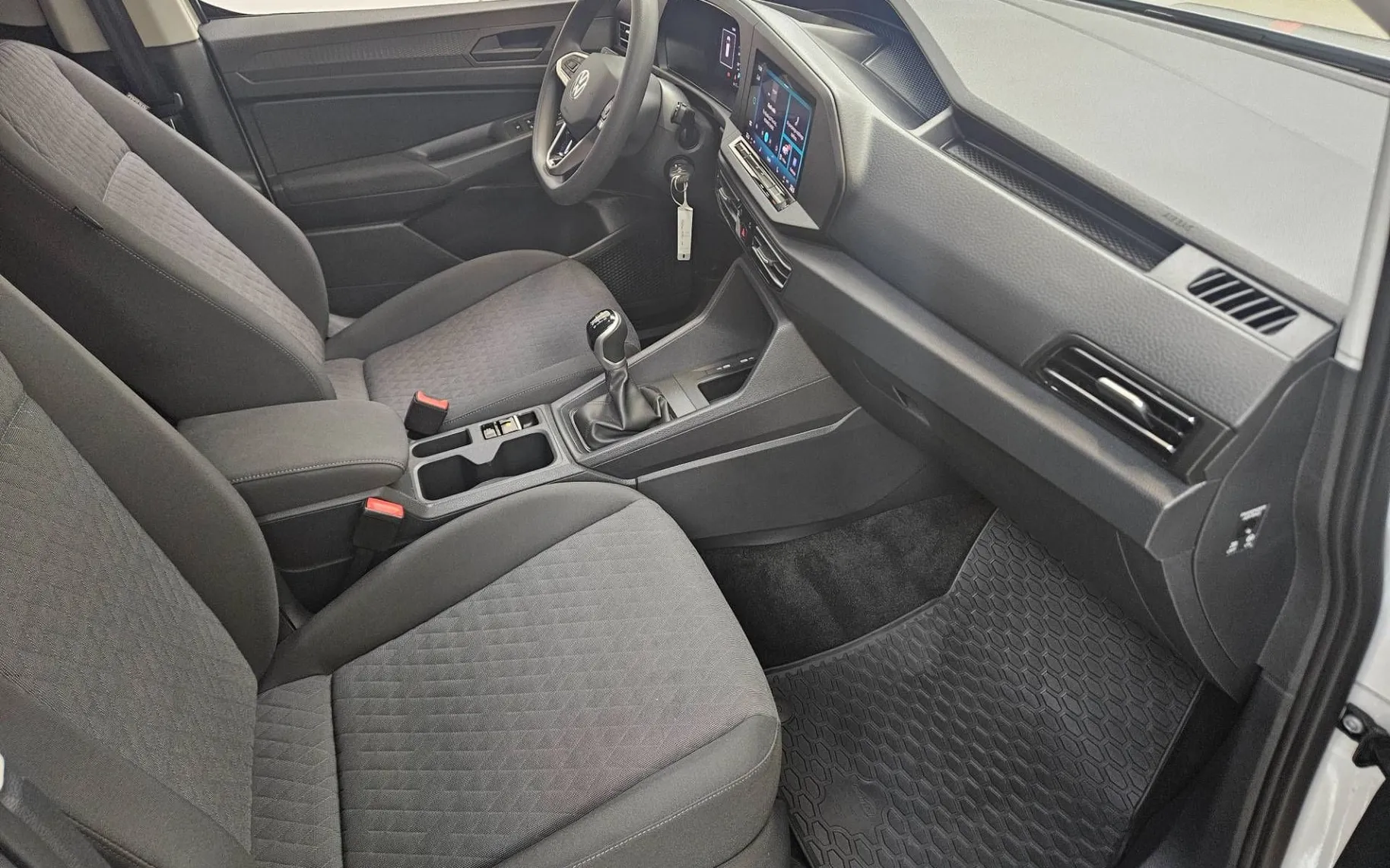Notranja slika - Volkswagen Caddy - 2.0 TDI Edition - 8