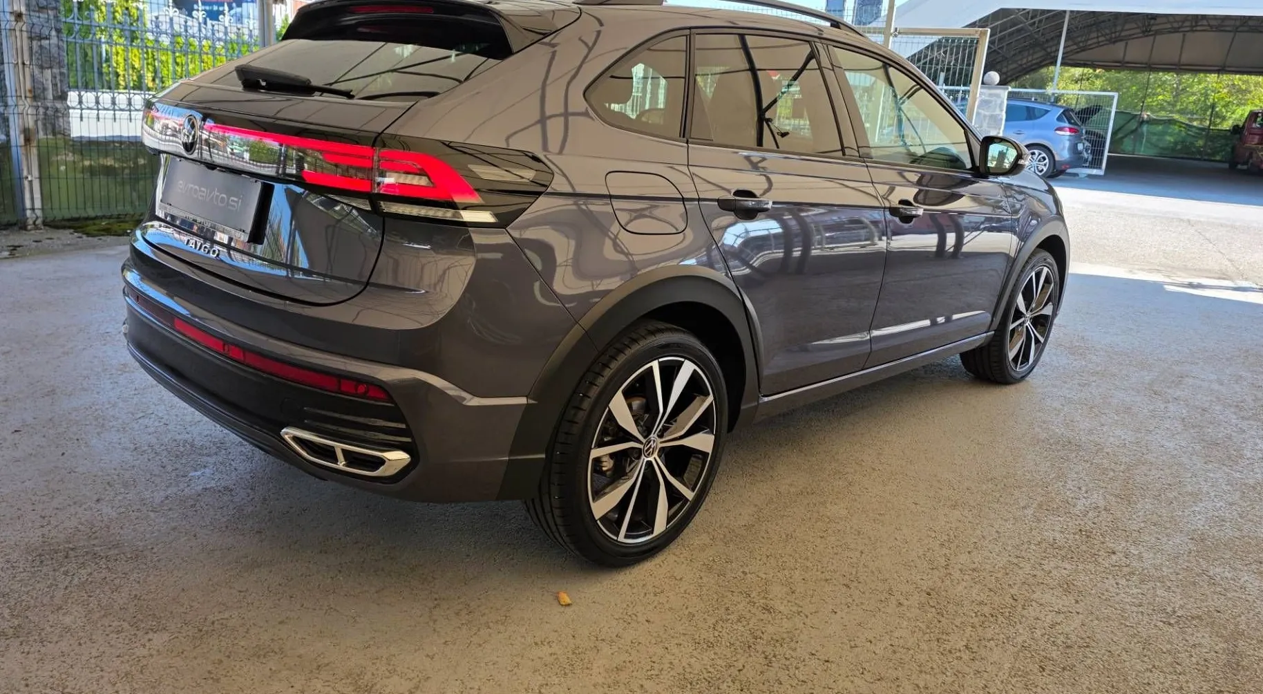 Zunanja slika - Volkswagen Taigo - 1.0 TSI R-Line 1Lastnik-SLO-Tovarniška garancija - 5