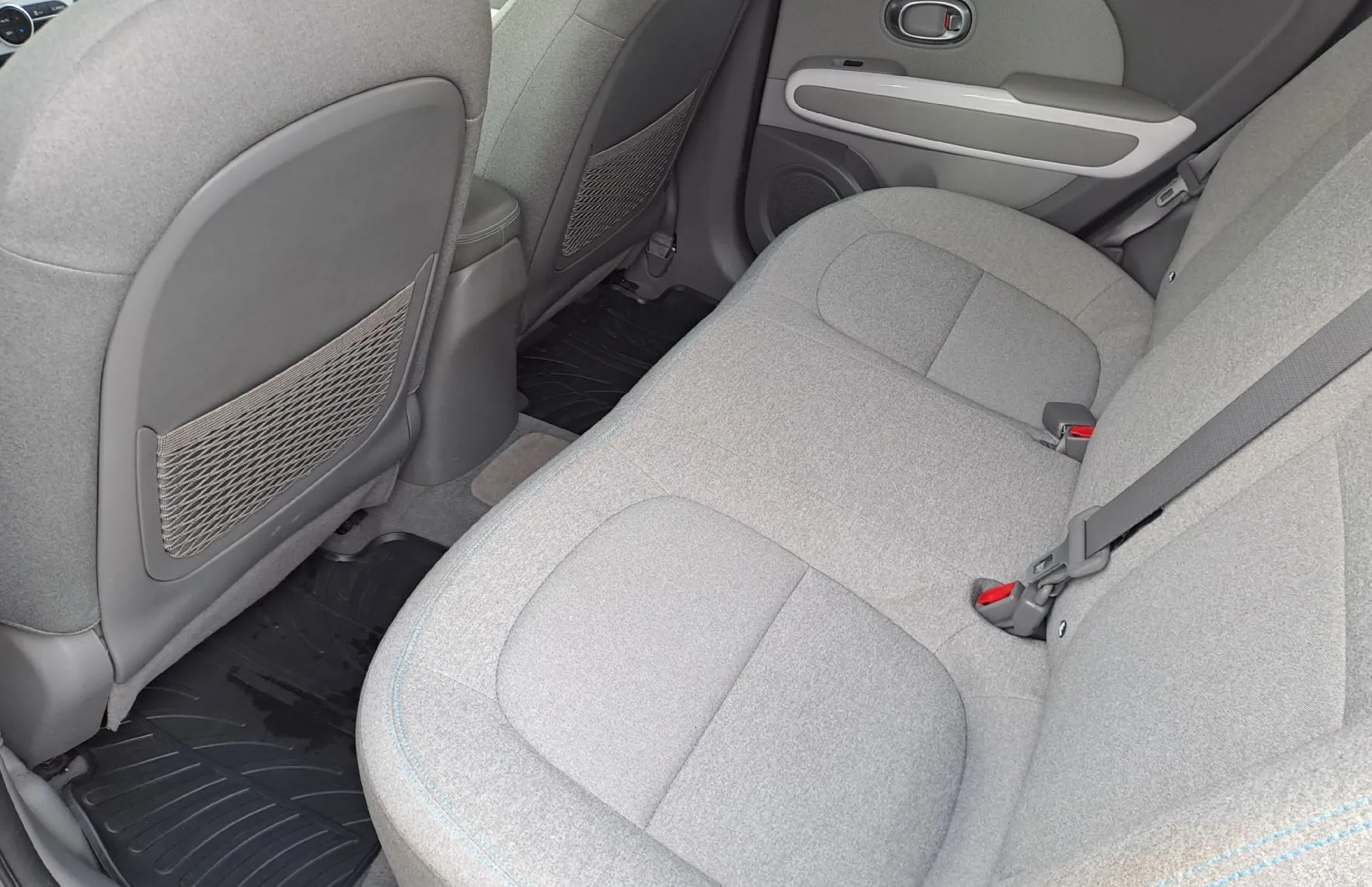 Zunanja slika - KIA Soul - Električni 81 kW   110 KM EV Energy - 9