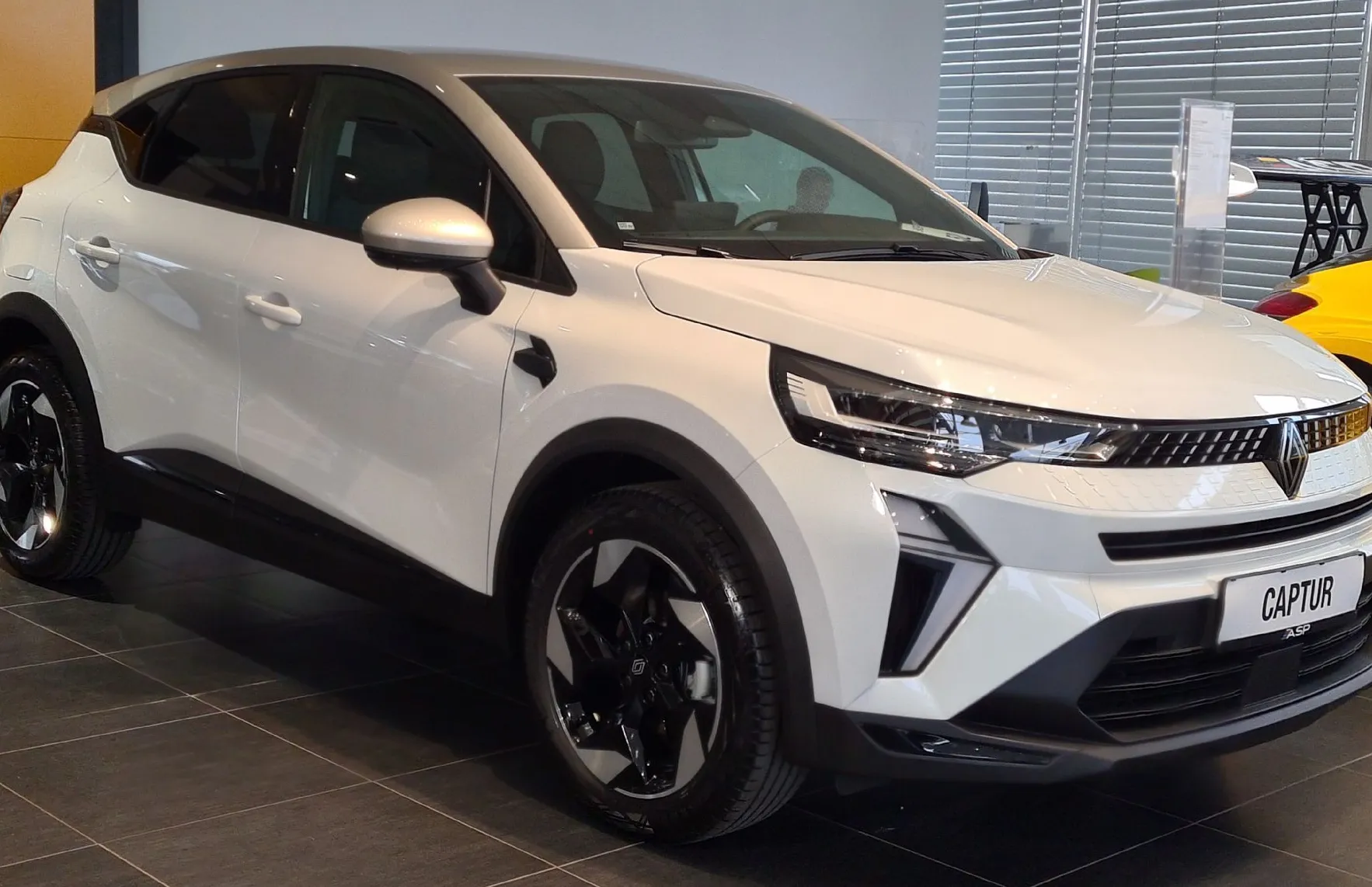 Zunanja slika - Renault Captur - TCe 140 techno - 2