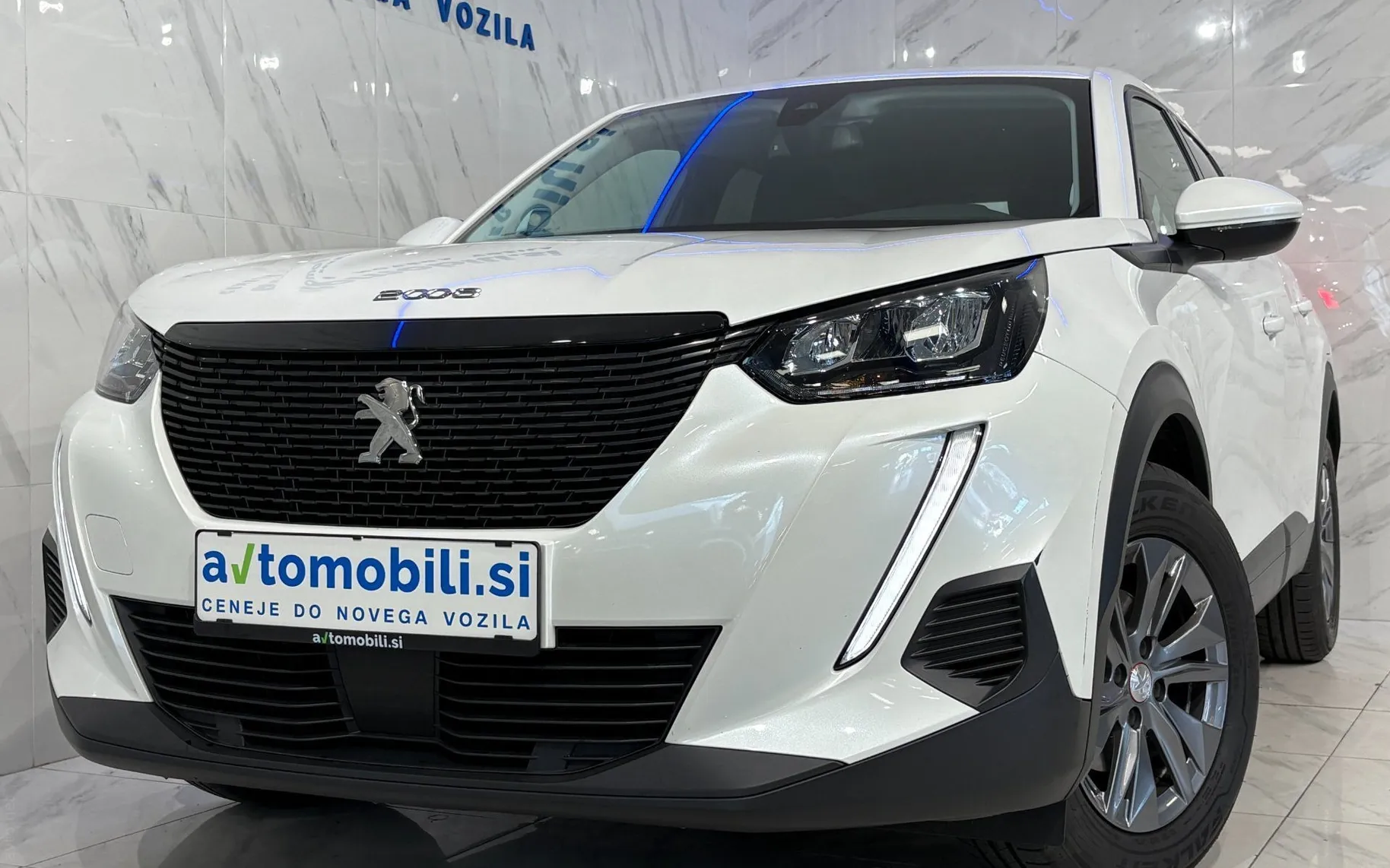 Zunanja slika - Peugeot 2008 - 1.2 PureTech - Slovensko poreklo - 1.Lastnica - 3