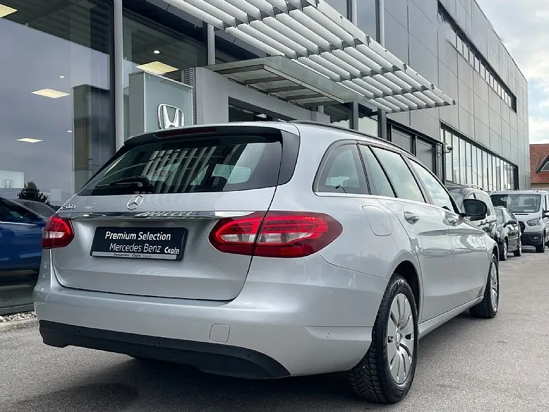 Zunanja slika - Mercedes-Benz C-Razred - C 200 d T EXCLUSIVE 100 KW LED NAVI TOP - 5