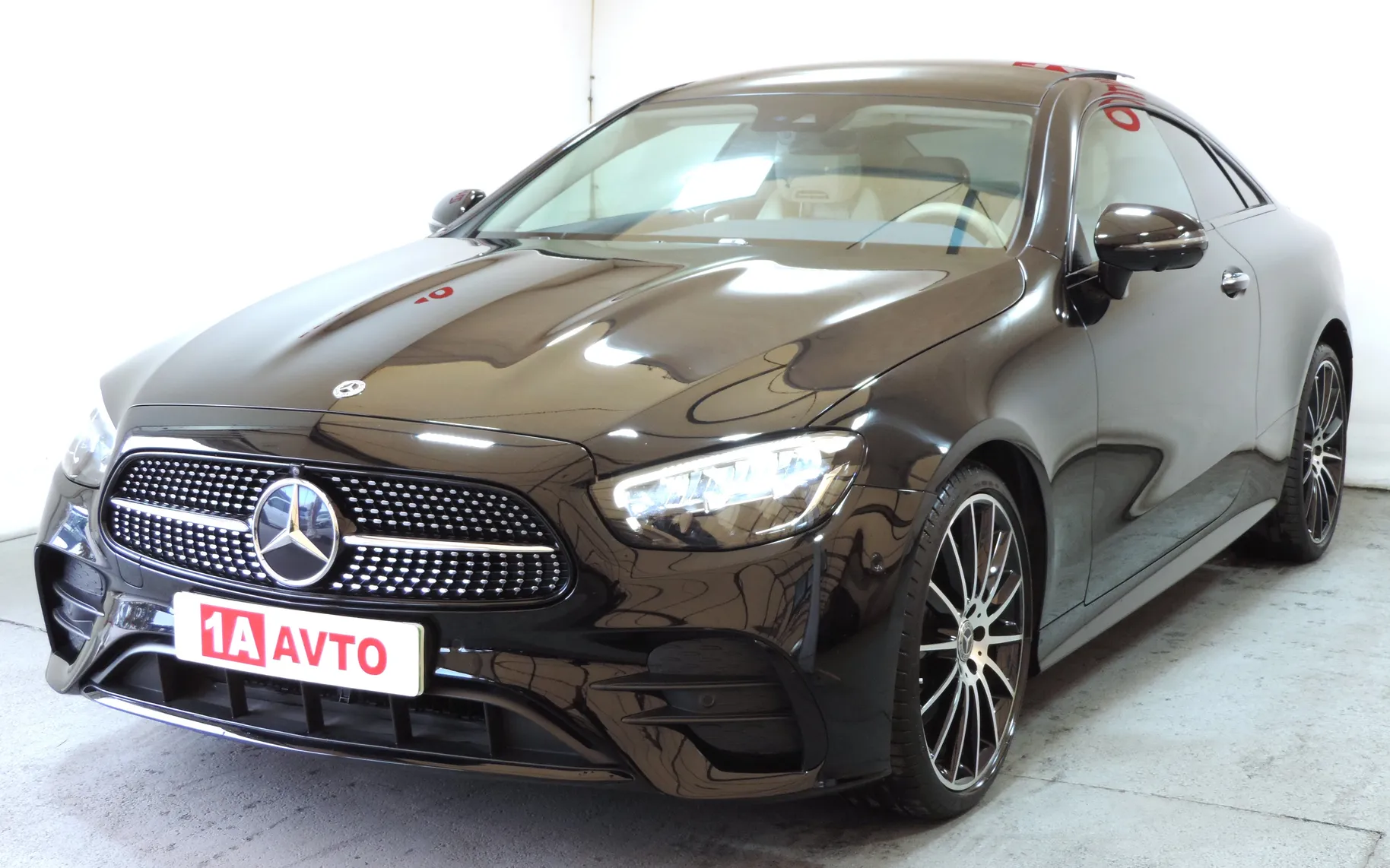 Zunanja slika - Mercedes-Benz E-Razred - 300d 4-MATIC AUT. - 39