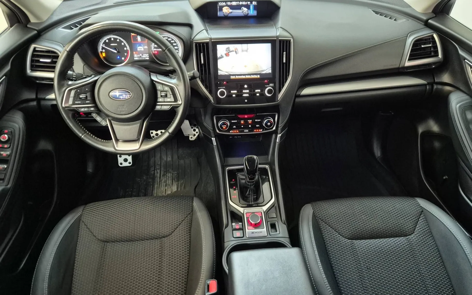 Notranja slika - Subaru Forester - 2.0 STYLE MHEV Automatic 4WD...Odličen ... - 8