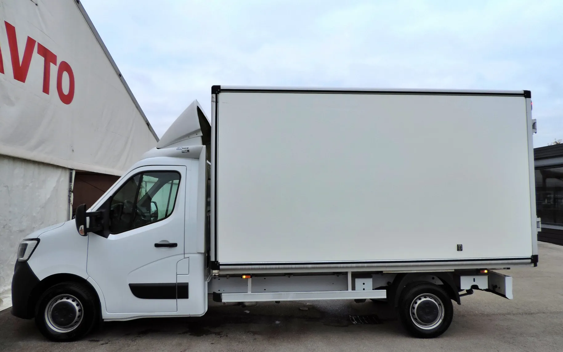Zunanja slika - Renault Master - 2.3 dCi 145  KLIMA-KAMERA-ZRAČNO VZMETENJE - 12