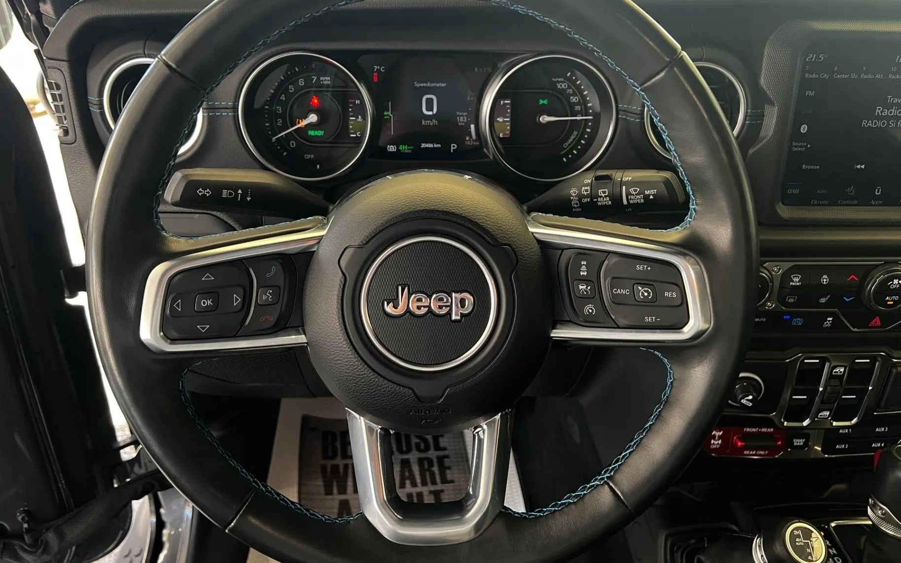 Notranja slika - Jeep Wrangler - 2.0 GME PHEV 4xe Rubicon... - 13