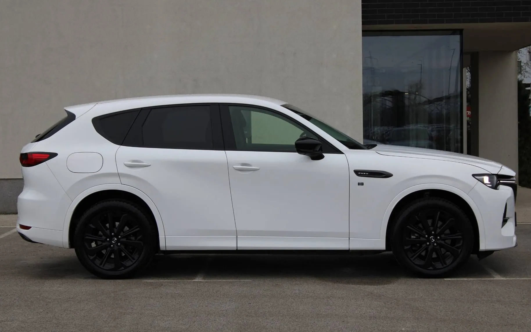 Zunanja slika - Mazda CX-60 - 2.5 PHEV HOMURA CON DRI PAN 8AT AWD - 6