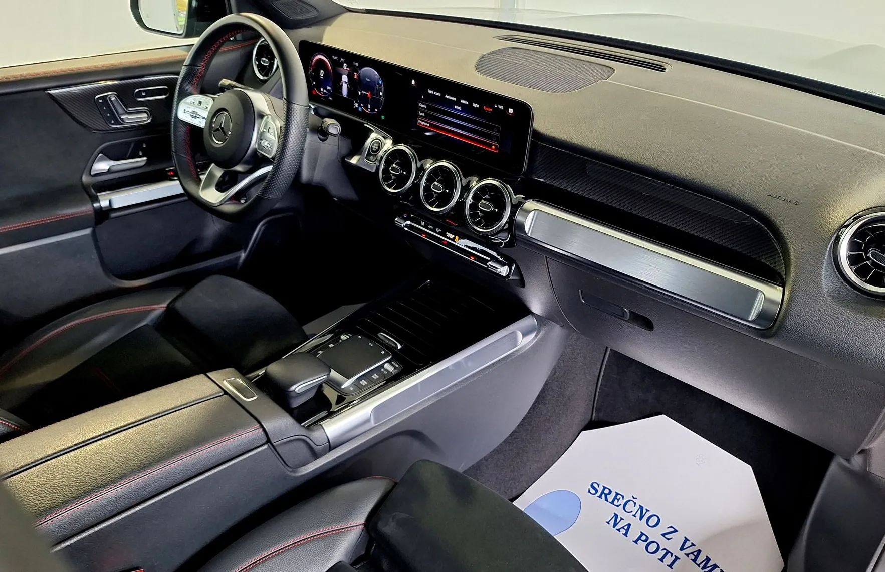 Zunanja slika - Mercedes-Benz GLB-Razred - 220d 4MATIC AMG•MULTIBEAM•MEMORY•PANORAMA•ACC• - 12