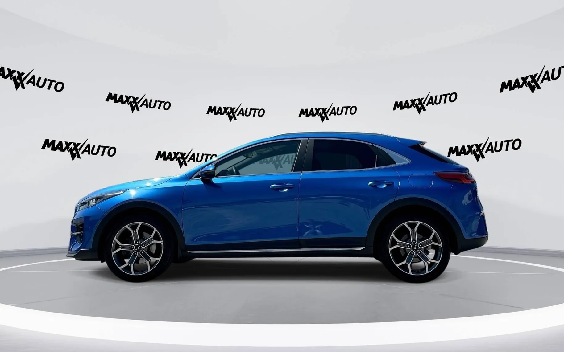 Notranja slika - KIA XCeed - 1.0 EX Way - 8
