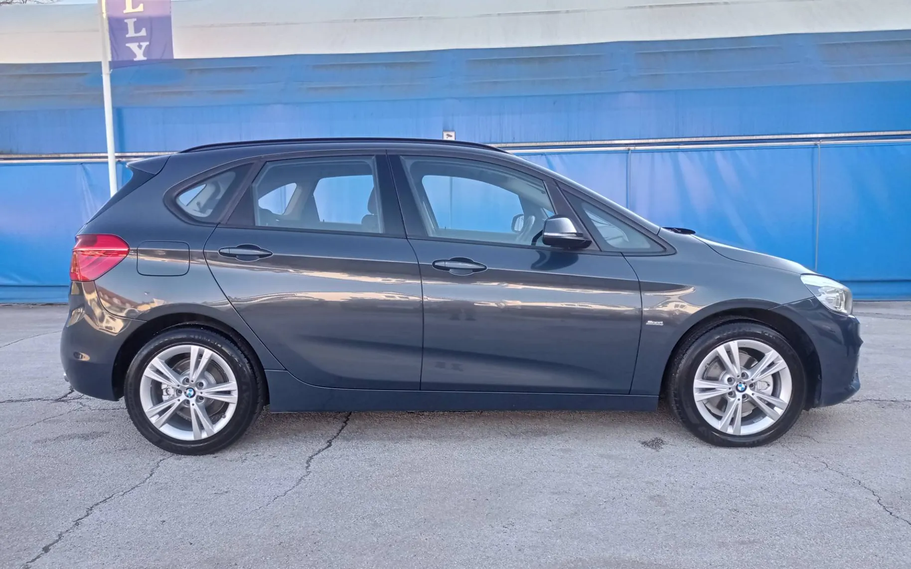 Zunanja slika - BMW Serija 2 - 220d..Msport paket.XENON.NAVI.LINEASSIST - 4