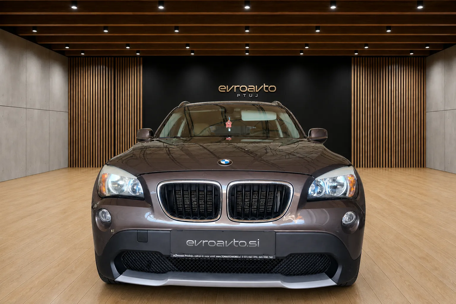 Zunanja slika - BMW serija X1: - X1 xDrive18d•Brez pologa na obroke - 1