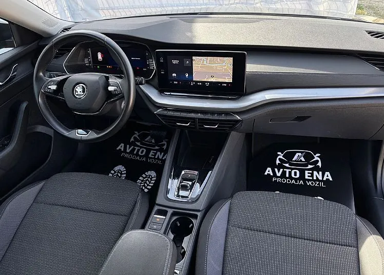 Zunanja slika - Škoda Octavia - Combi 2.0 TDI DSG - LED - NAVI - ACC - VIRTUAL - 10