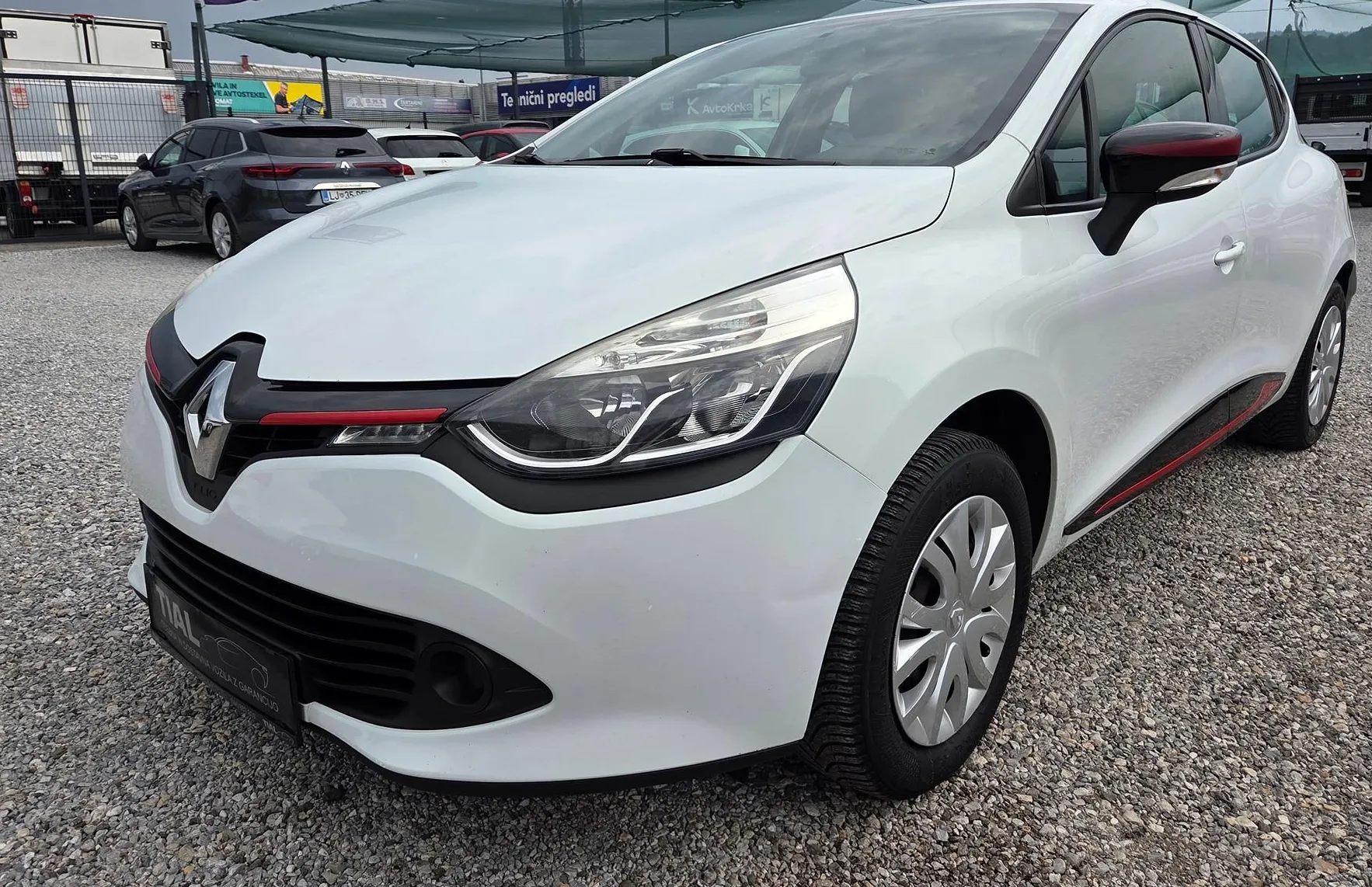 Zunanja slika - Renault Clio - 1.2 16V - 1
