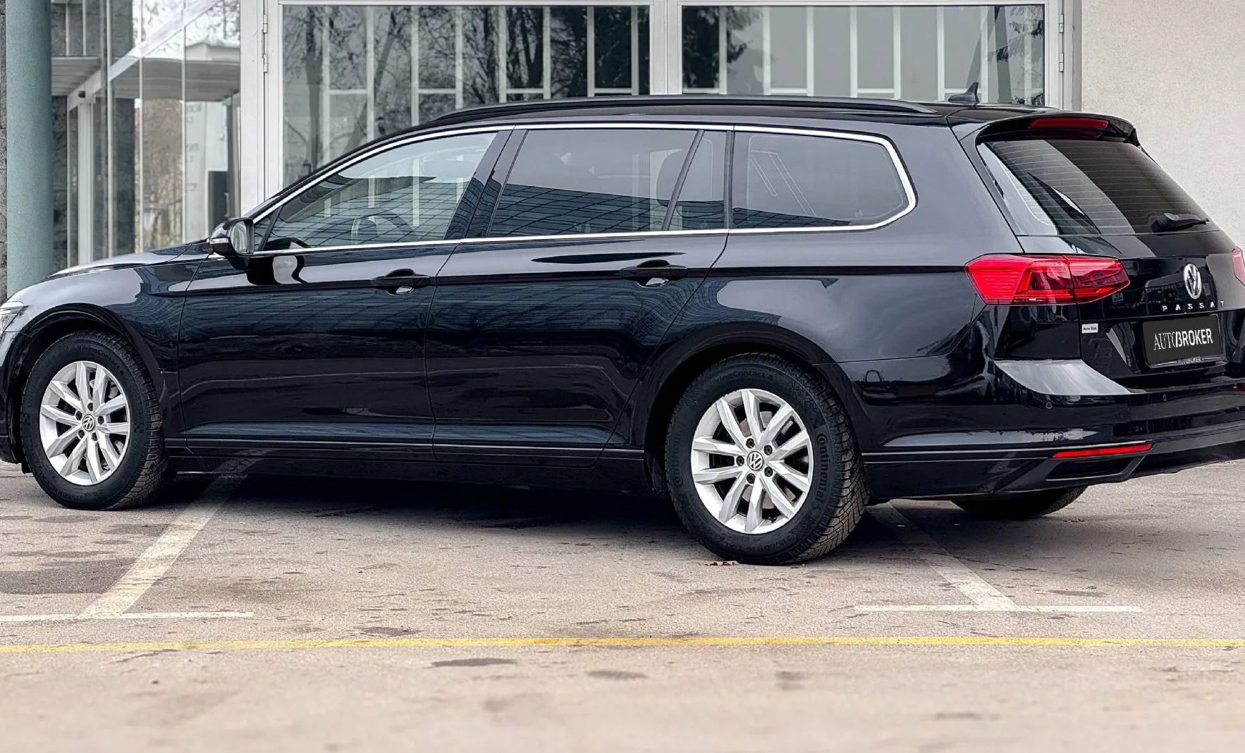 Zunanja slika - VW Passat - Variant 2.0 TDI Business avt. LED matrix Navi kamera DAB - 6