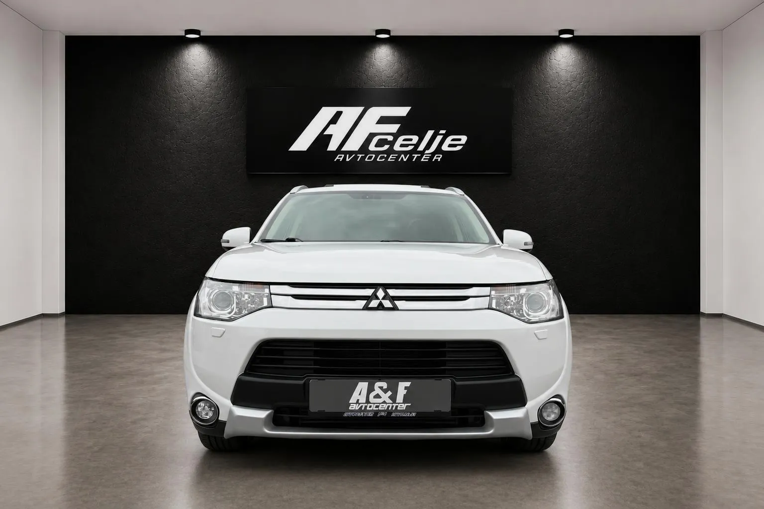 Zunanja slika - Mitsubishi Outlander - 2.2D-4X4-XENON-NAVI-KAMERA-LIZING TUJCE-ŠIBEDAH- - 2