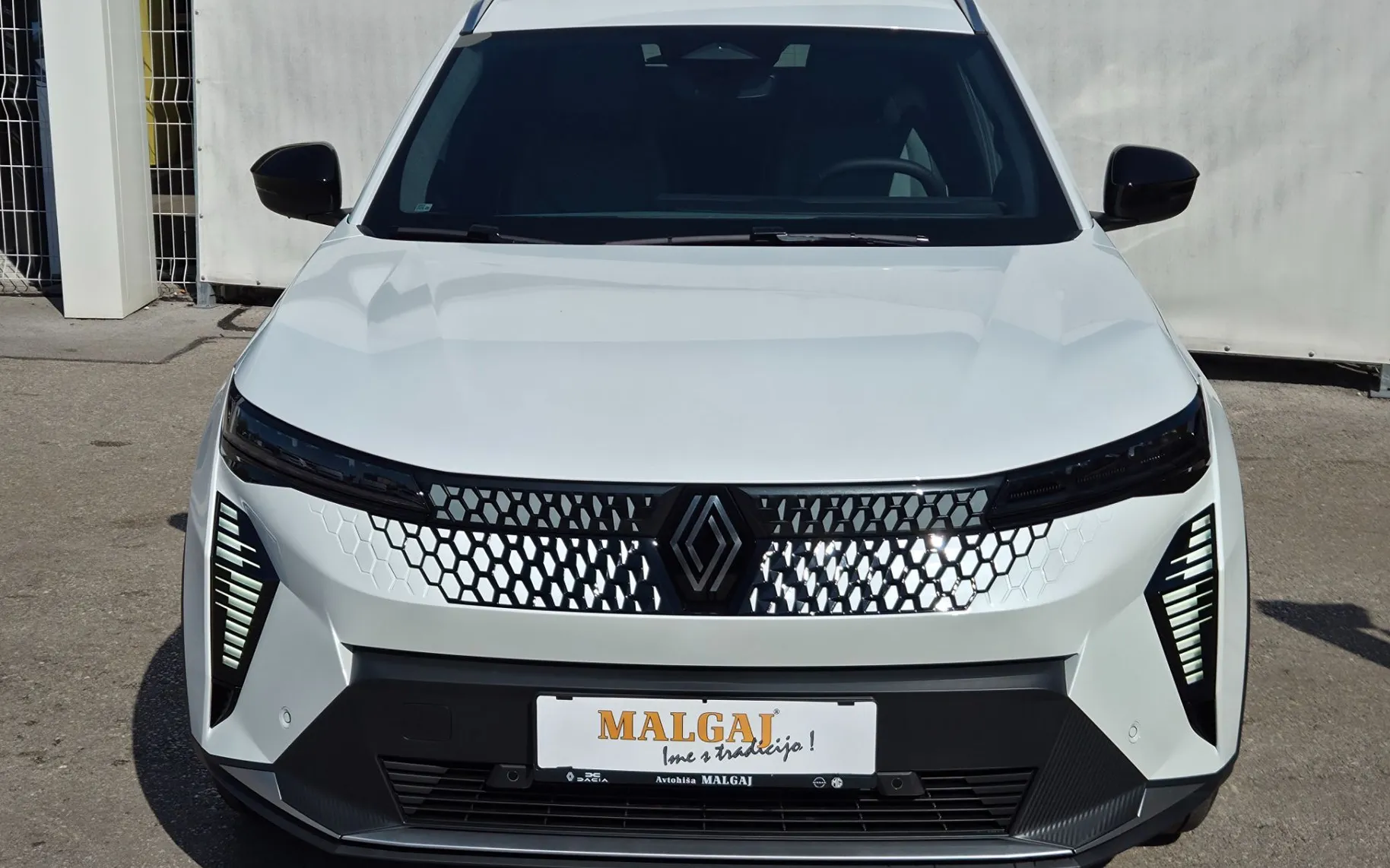 Zunanja slika - Renault Scenic E-tech - Techno 220 Long Range+Zimske gume - 2