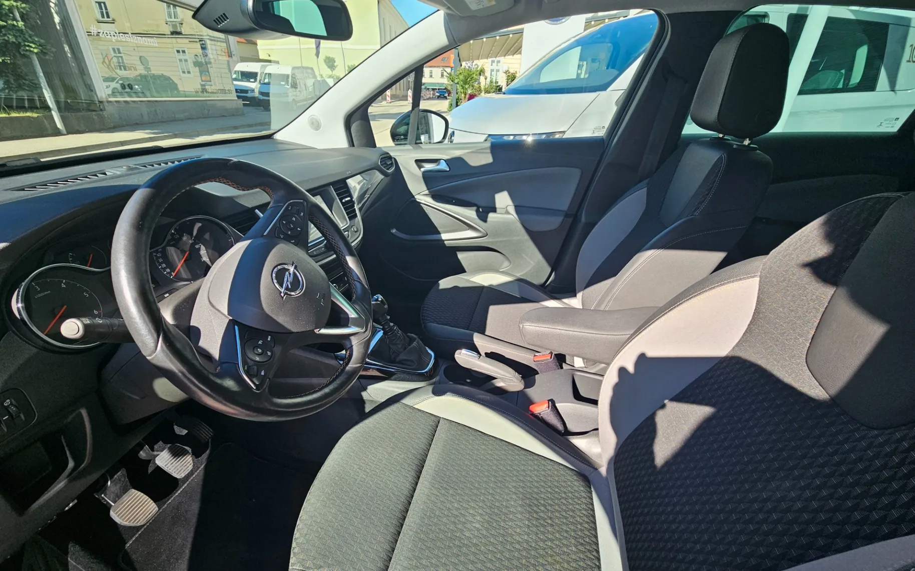 Zunanja slika - Opel Crossland X - X 1.5 CDTi Innovation - 7