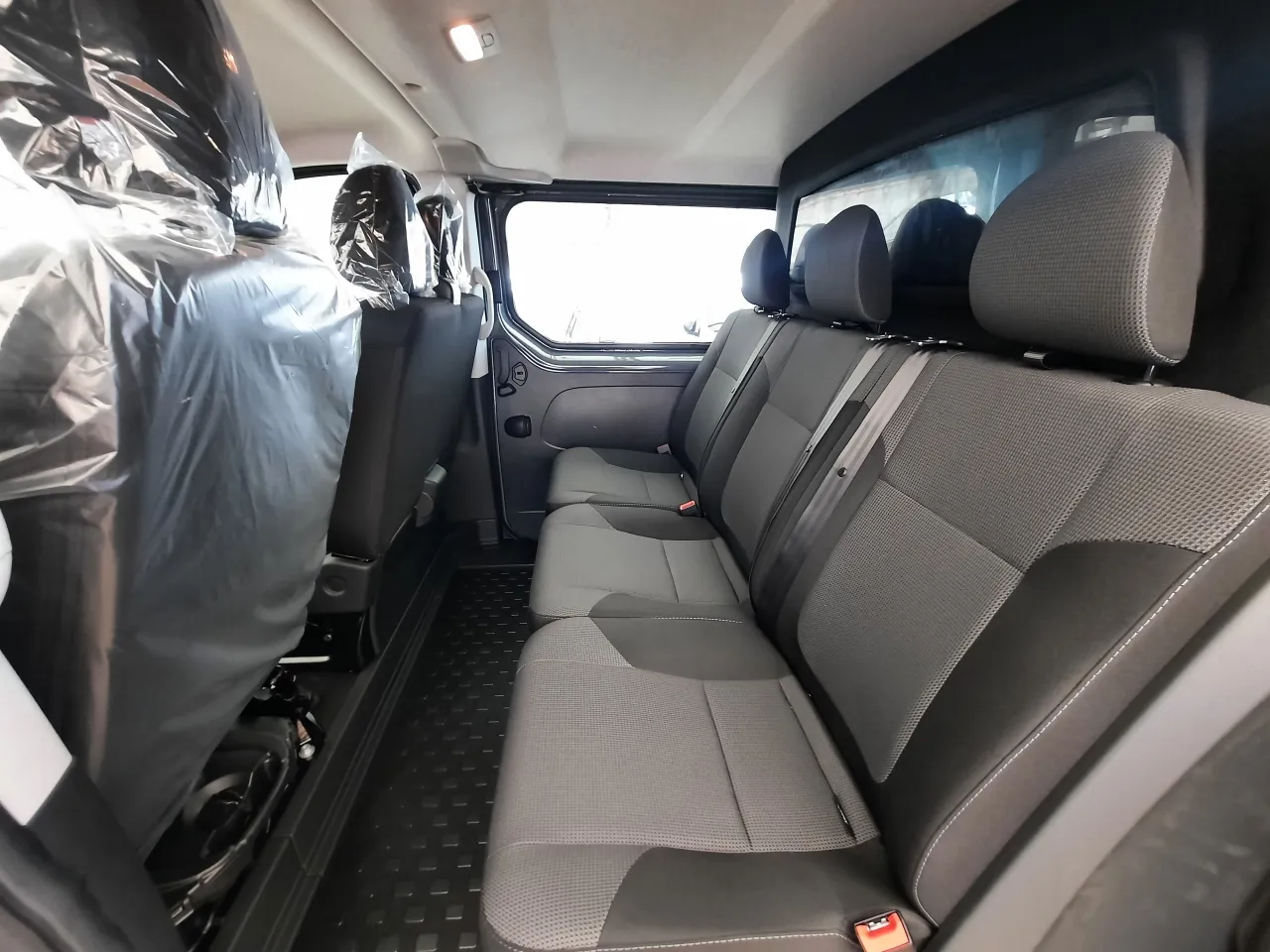 Zunanja slika - Renault Trafic - Podaljšana kabina - 6