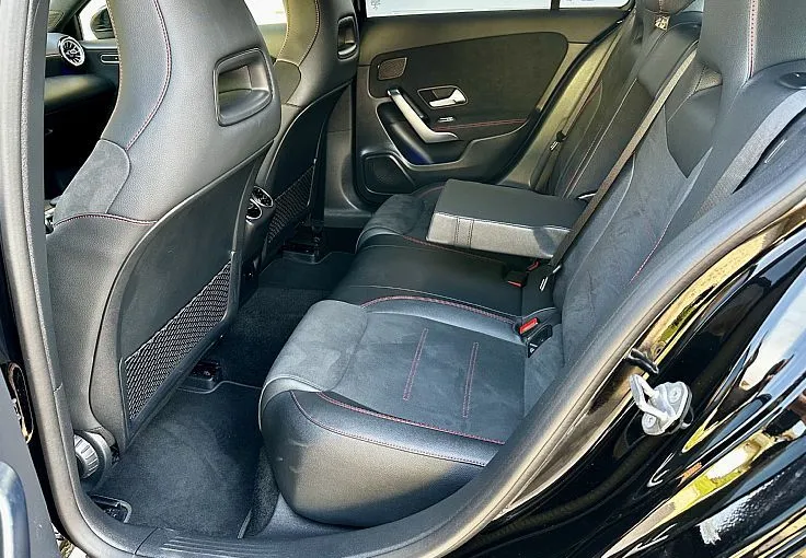 Zunanja slika - Mercedes-Benz A-Razred - 220d AMG+ALU19+ACC+KAMERA+VIRTUAL+AMBIENT+190PS - 8