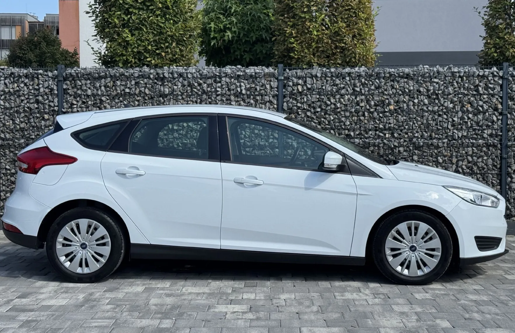 Zunanja slika - Ford Focus - 1.5 TDCi |Gr.sed|Gr.Vol|PDC|1.Last| Hitri kredit.. - 8