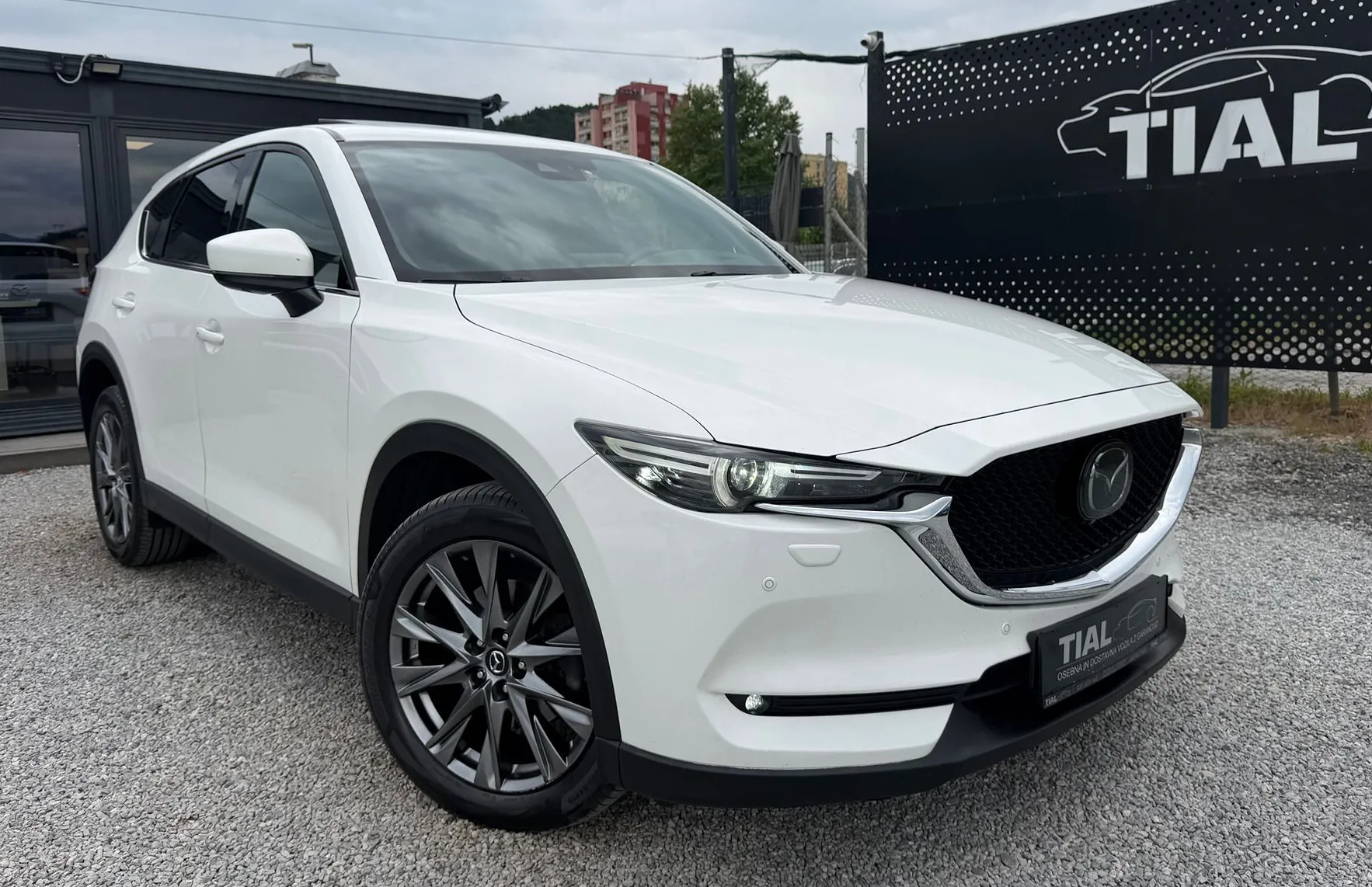Zunanja slika - Mazda CX-5 - 2.2 D AUT.-PERLA-4X4-NAVI-KAM-ACC-HUD-SLO-ODLICEN - 3
