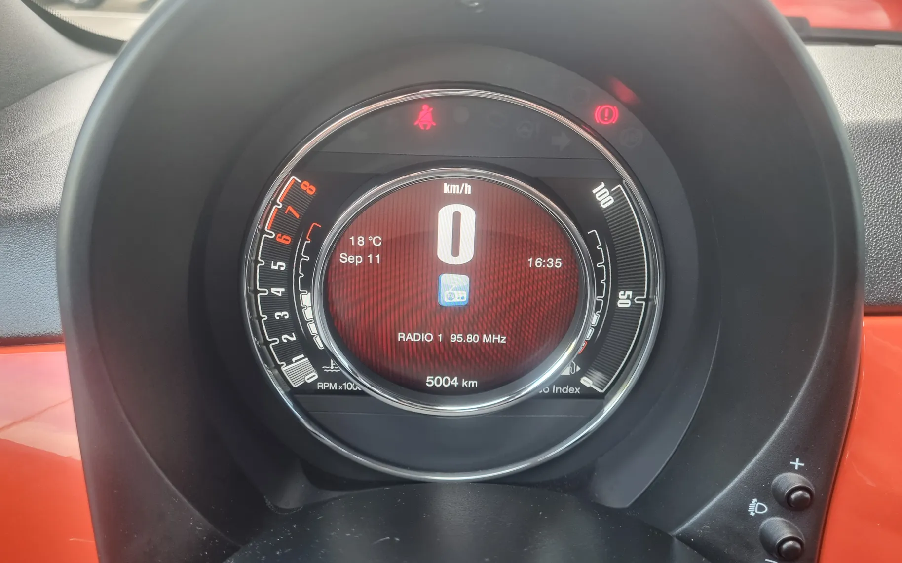 Zunanja slika - Fiat 500C - 500 1.0 MHEV Dolcevita  - SAMO 4.992km - CABRIO - 17