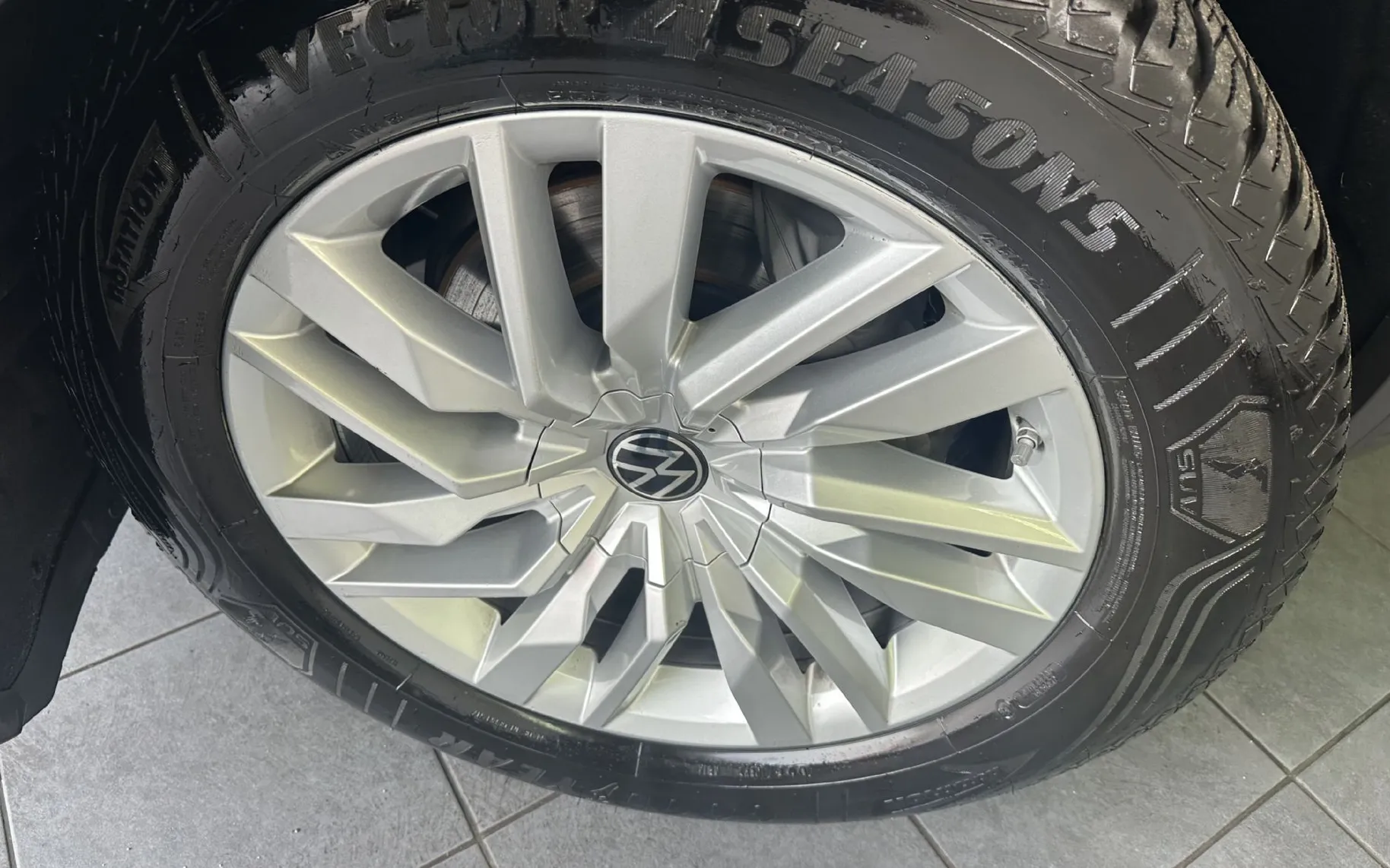 Zunanja slika - Volkswagen Touareg - Volkswagen  Elegance 3.0TDI 170kW.NEMŠKI.KA - 5