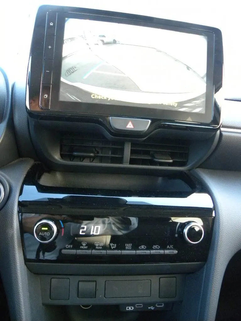 Zunanja slika - Toyota YARIS CROSS HYBRID - Toyota  1.5 VVT-i Cool Avt. - 10
