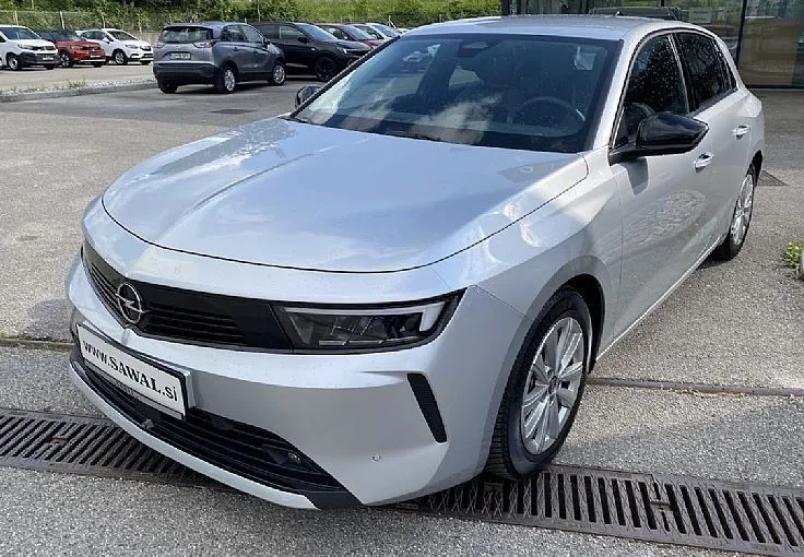 Zunanja slika - Opel Astra - 1.2T 110KM - SLO-ODLIČNA-SAMO 24.000km - 2