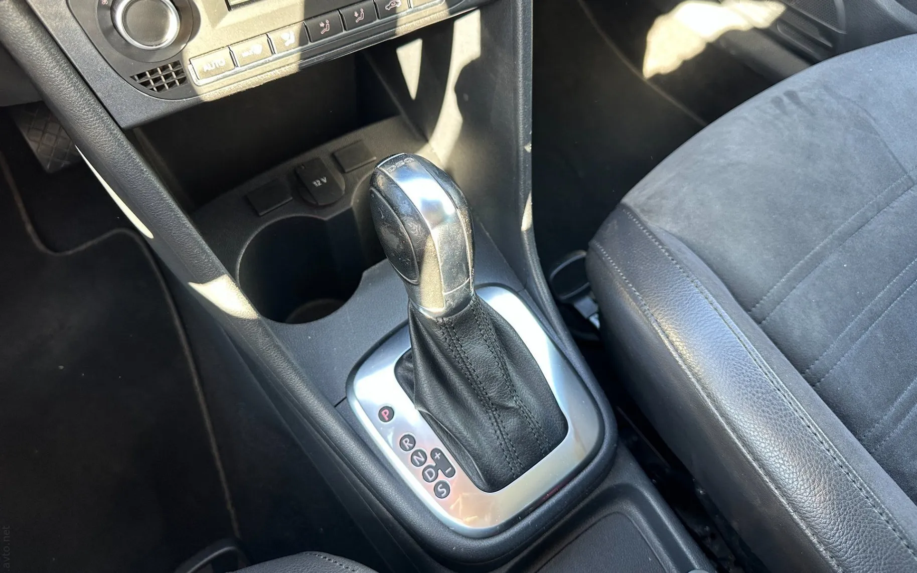Notranja slika - Volkswagen Polo - 1.2 TSI Avt. |Panorama|Gretje|P Senzorji|SLO|... - 11